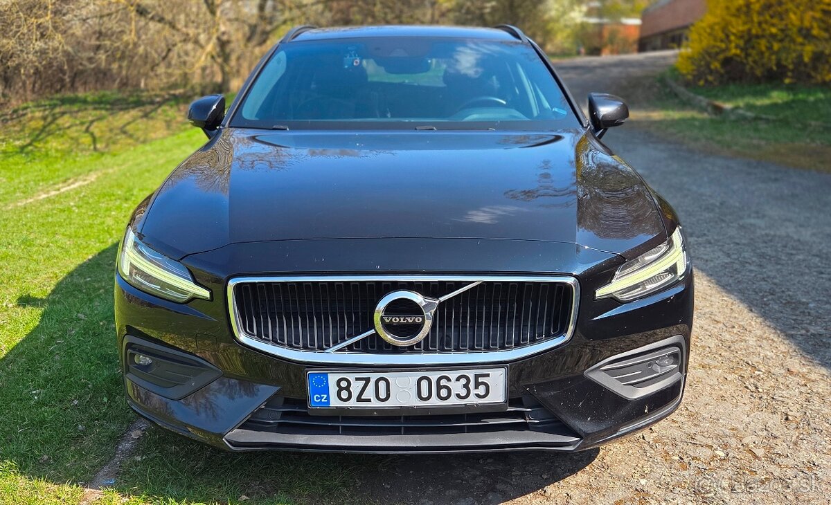 Volvo V60 kombi, Momentum Pro, nebourané, model 2020 - 8