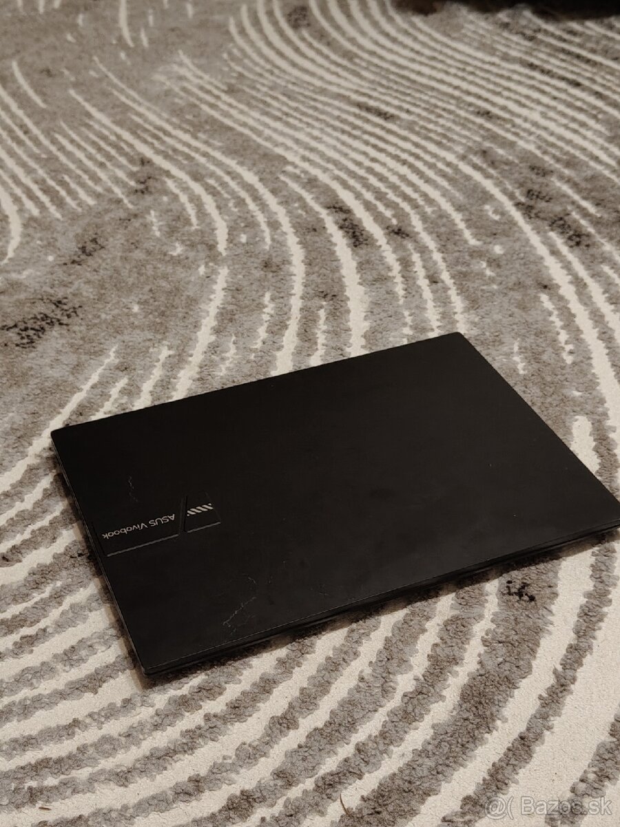 Asus vivobook notebook - 8