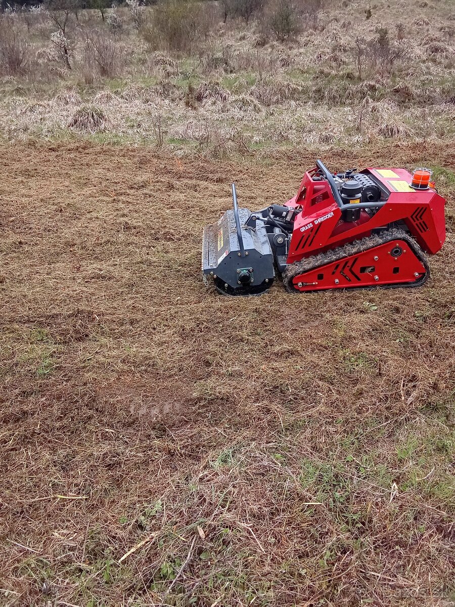 Svahová pásová cepová kosačka - mulčovač - 8