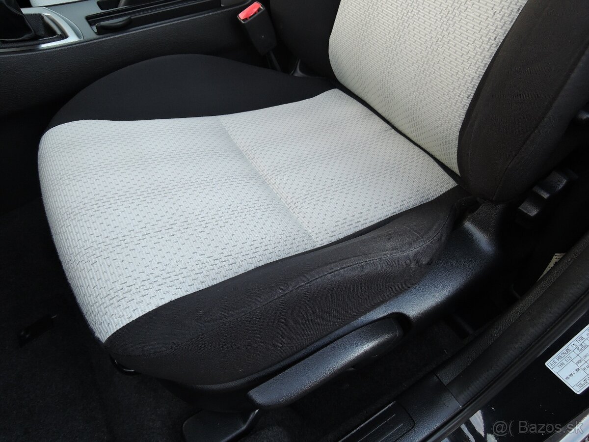 Mazda 3, 1,6i 16V Servis DualKlima 2010 - 8