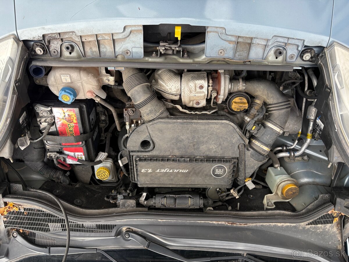 Rozpredam Fiat Qubo 1,3jtd 2012 - 8