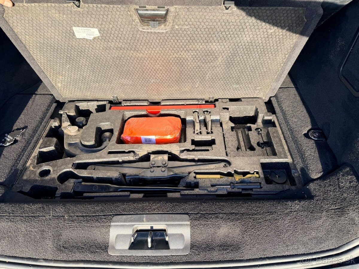 Range Rover Sport 3.0 - 8