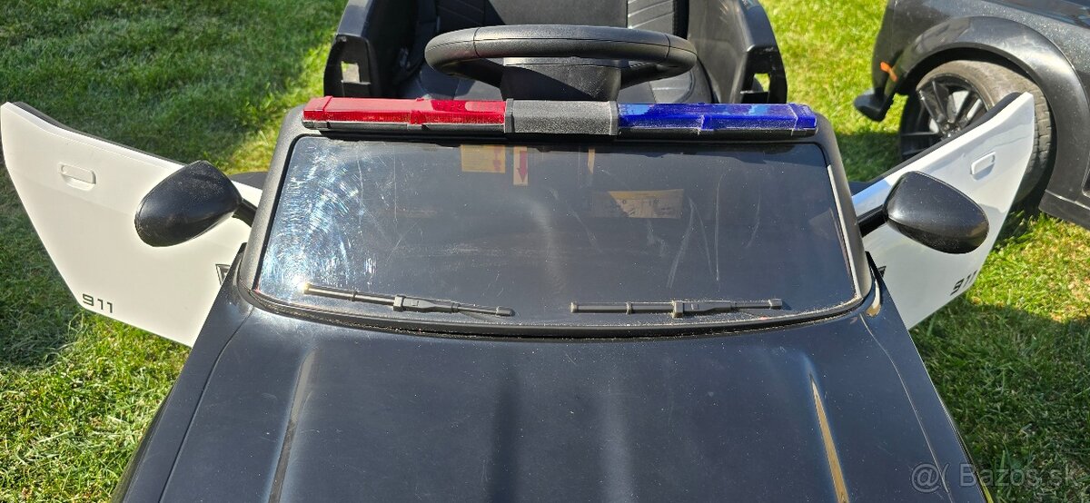 Policajné auto - 8