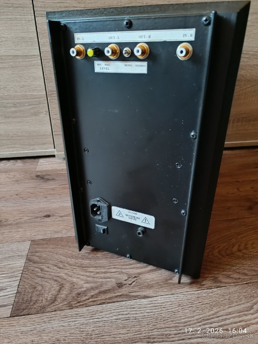 SHAN... aktívny subwoofer CZ - 8