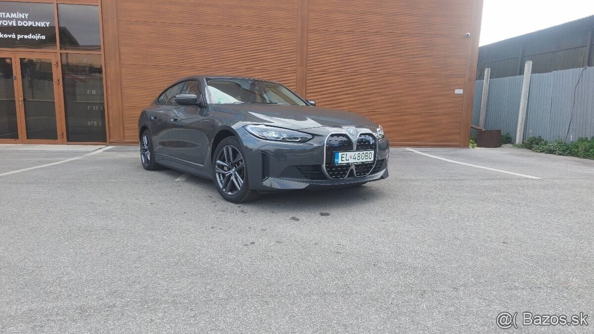 BMW i4 eDrive40 SOH 95% - 8