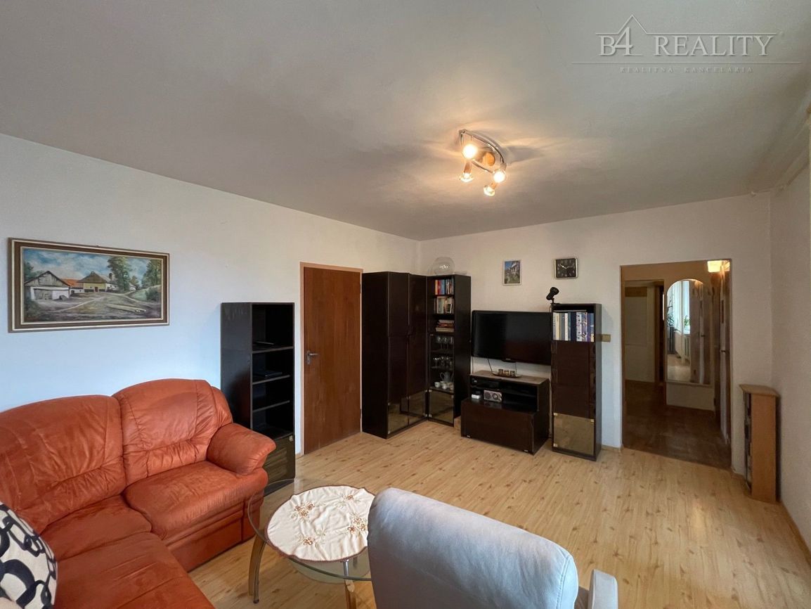 3 izbový byt, 68 m2 + priestranná presklená lodžia, Bazovské - 8