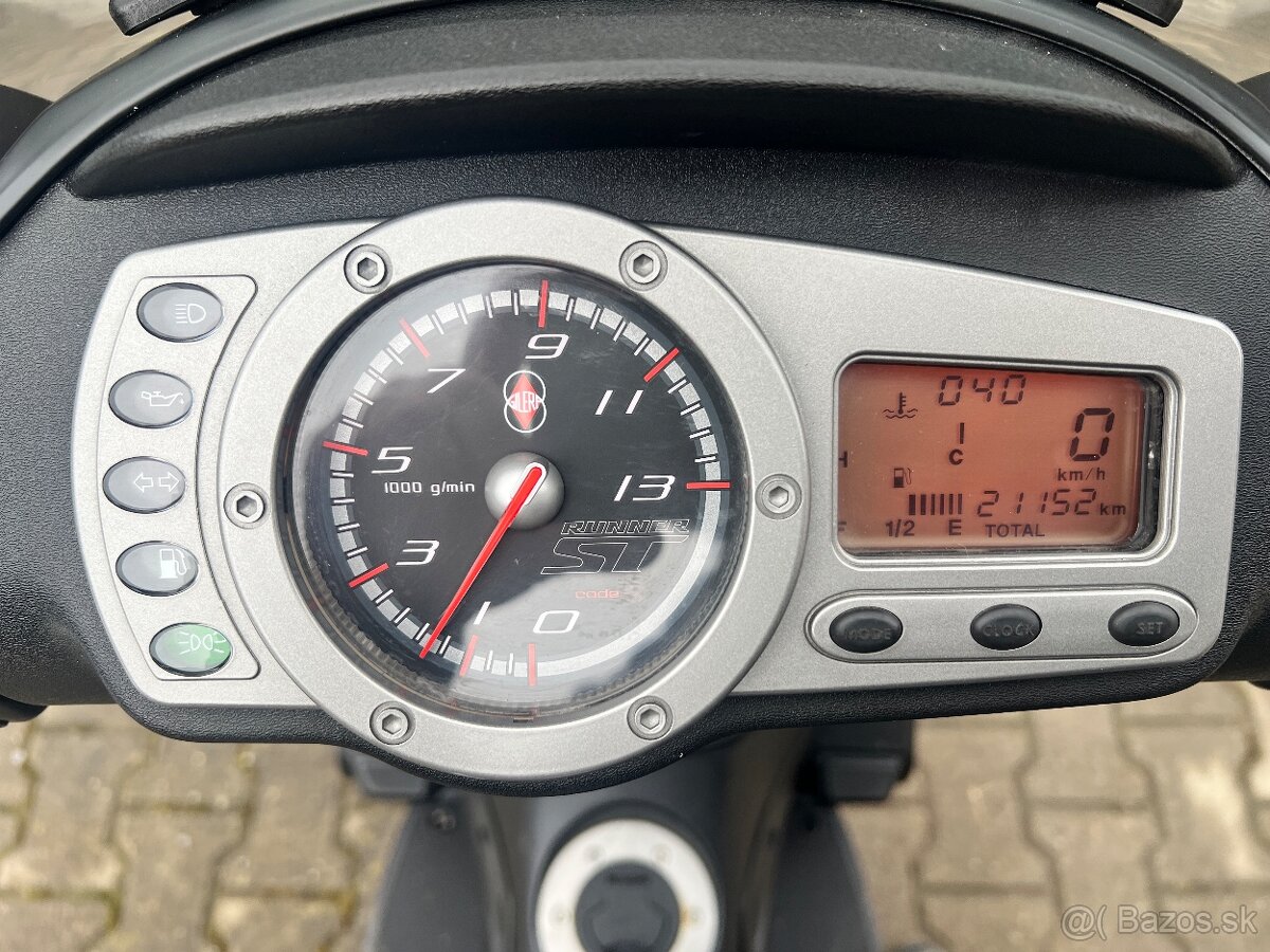 Gilera Runner ST200 - 8