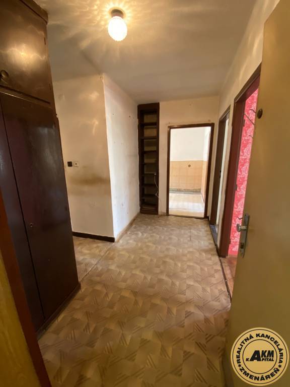 2 izbový tehlový byt Zvolen - CENTRUM - NA PREDAJ - 8