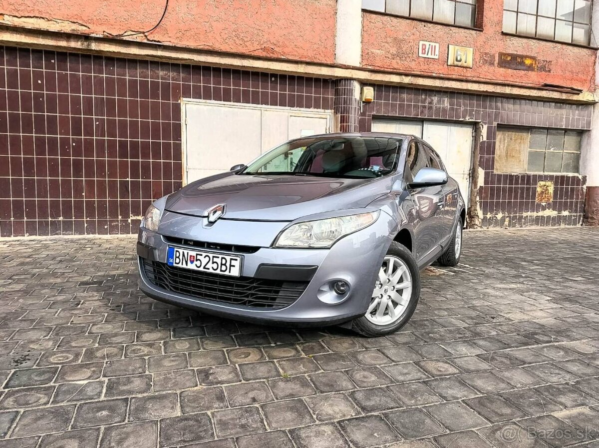 Renault Mégane 1.6 16V benzín 81kW Dynamique - 8