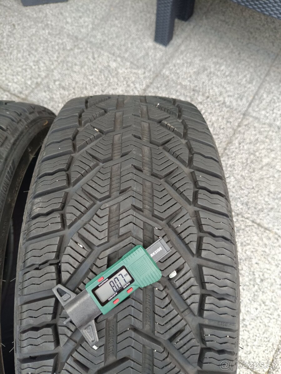 ✅ 225/40 R18 zimné pneu - 8