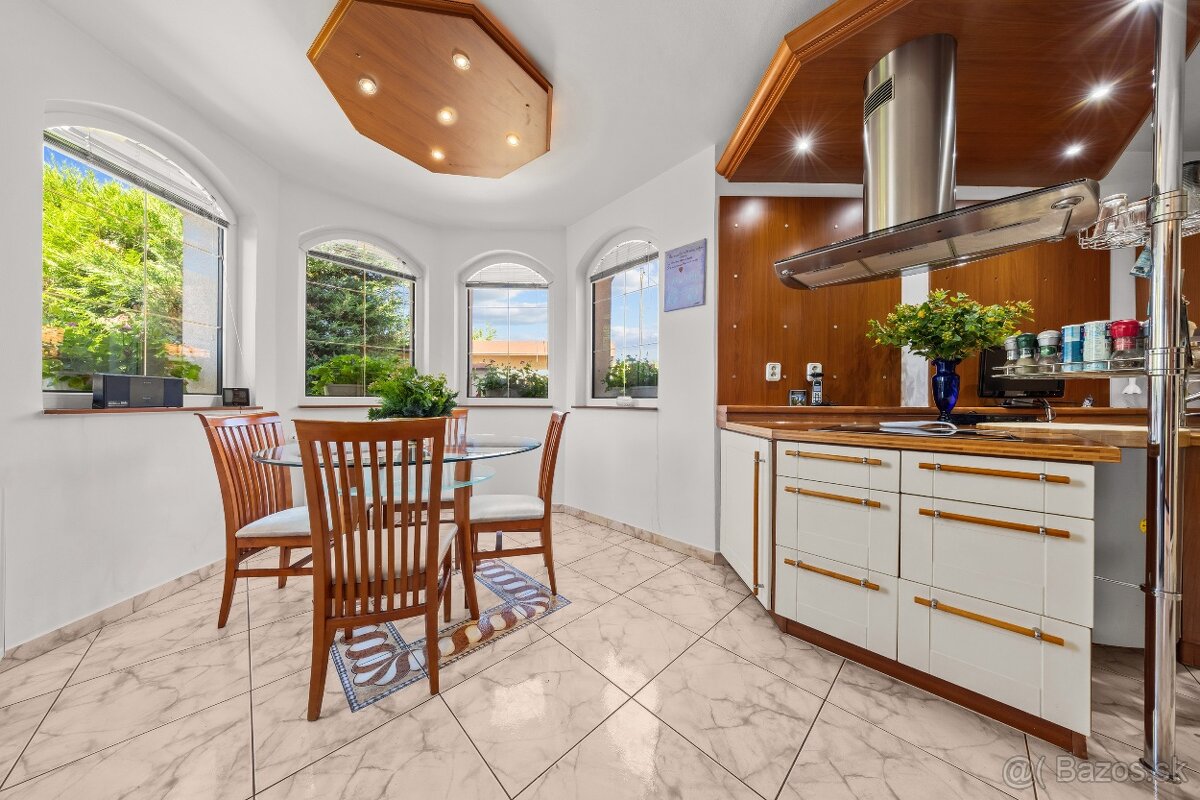 Ponúkame na predaj krásny rodinný dom v Malackách. - 8