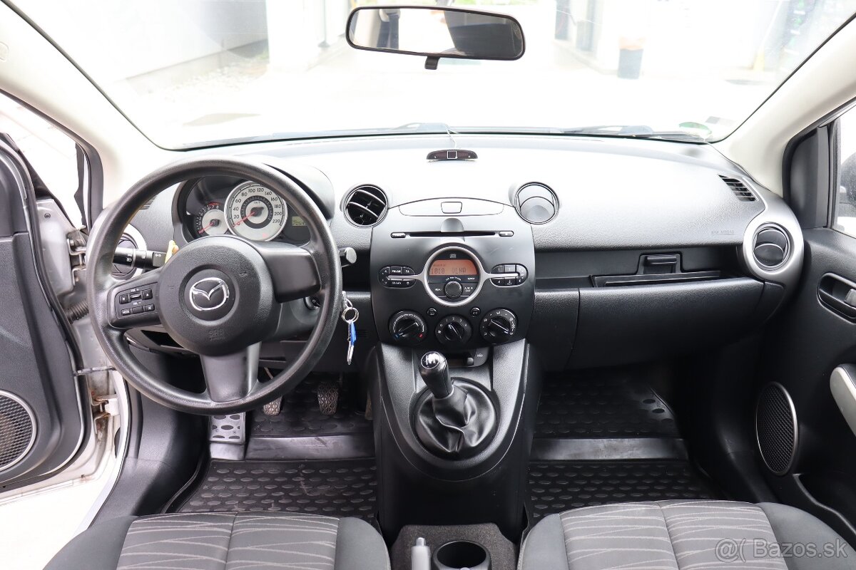 2008 Mazda 2 1.3 - 8