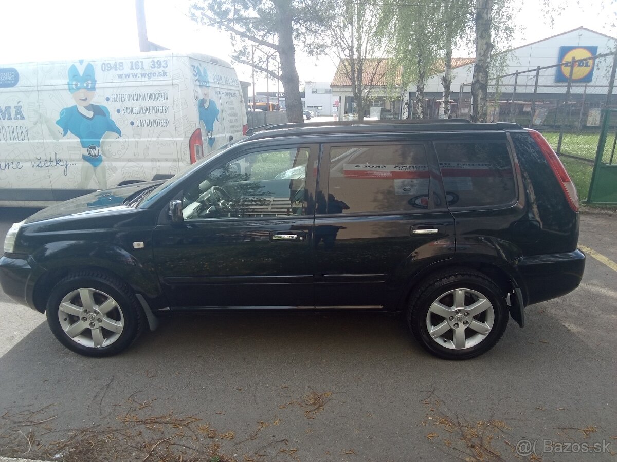 Nissan X-Trail 2.2 DCI 100kw 4x4 r.2006 - 8