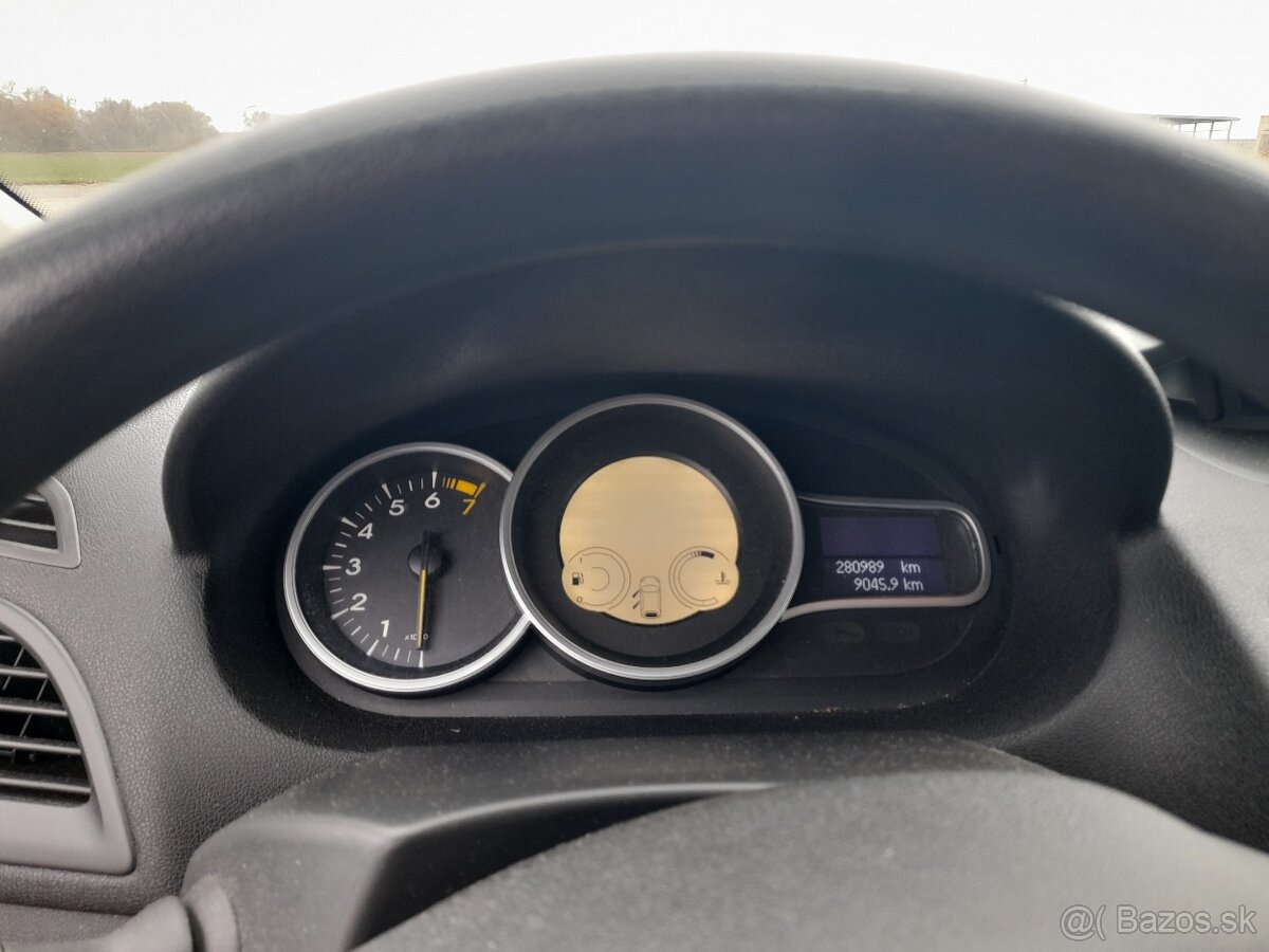 Renault Megane III - 8