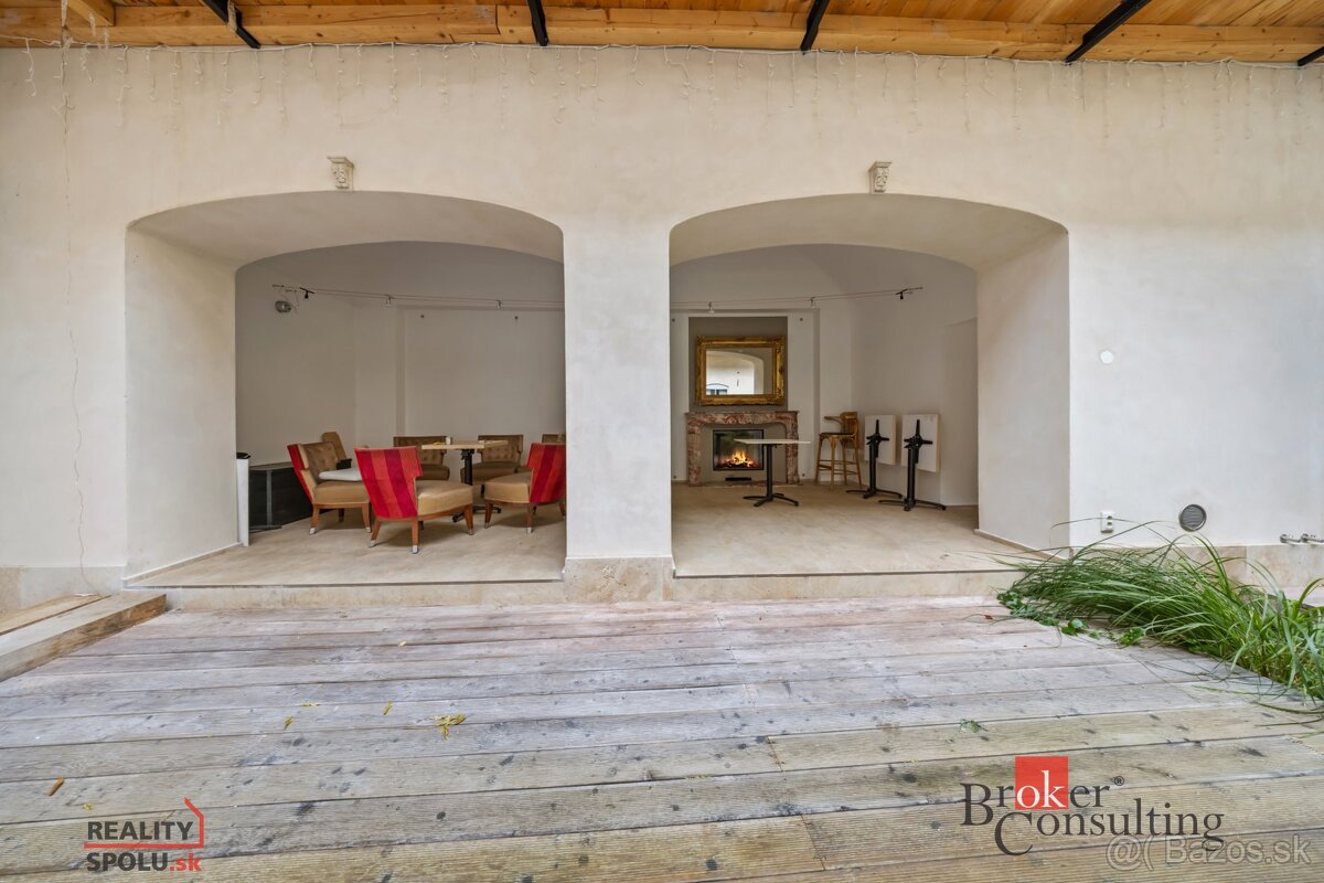 Najznámejší obchodný priestor v centre Štiavnice | Stabilný - 8