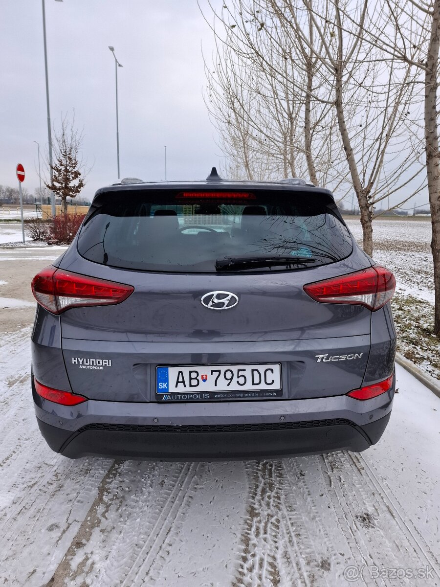 Hyundai Tucson 1.6 benzin 97kw - 8