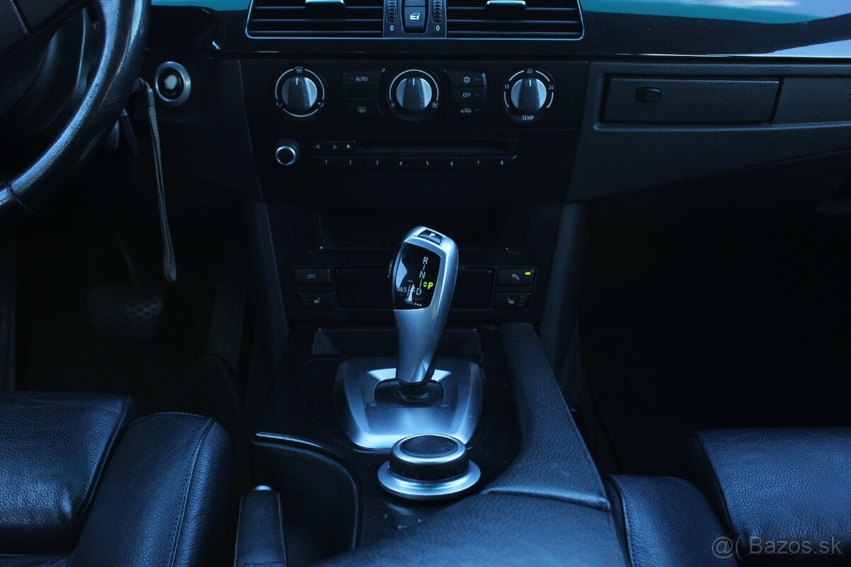 BMW 520d Touring E61 facelift automat - 8