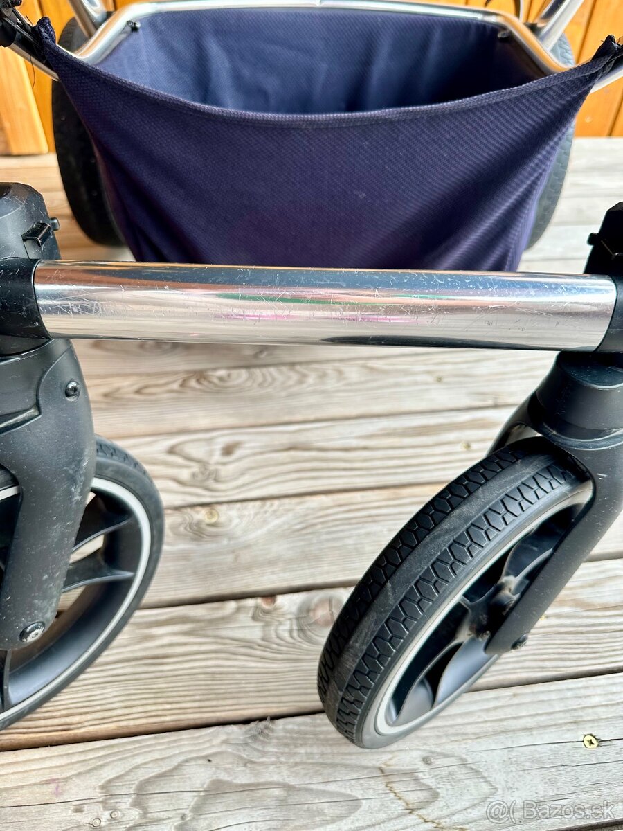 Kombinovaný kočík Moon Scala Navy + Vajíčko Cybex Aton 5 - 8