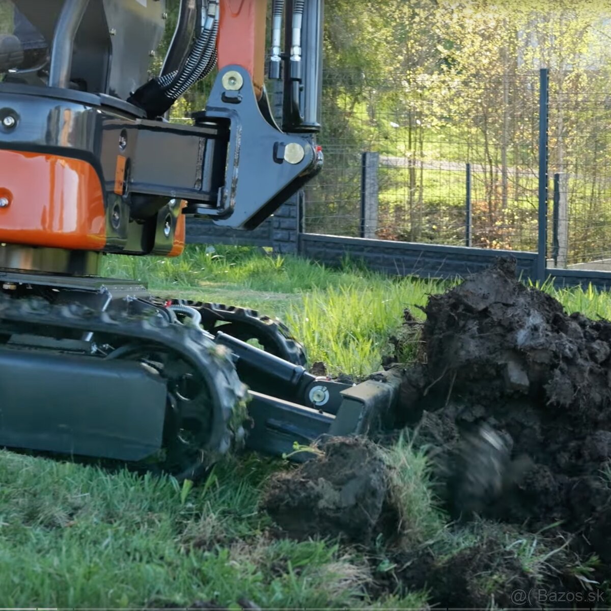 Nový minibager Euro Trade ETB-SD13D - 8