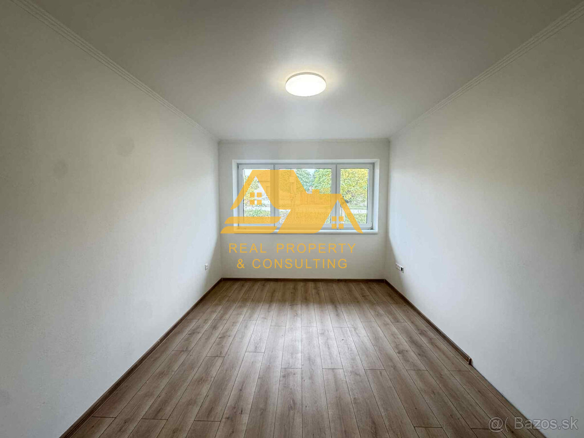 Exkluzívne Predám novostavbu rodinného domu vo Dvoroch nad - 8