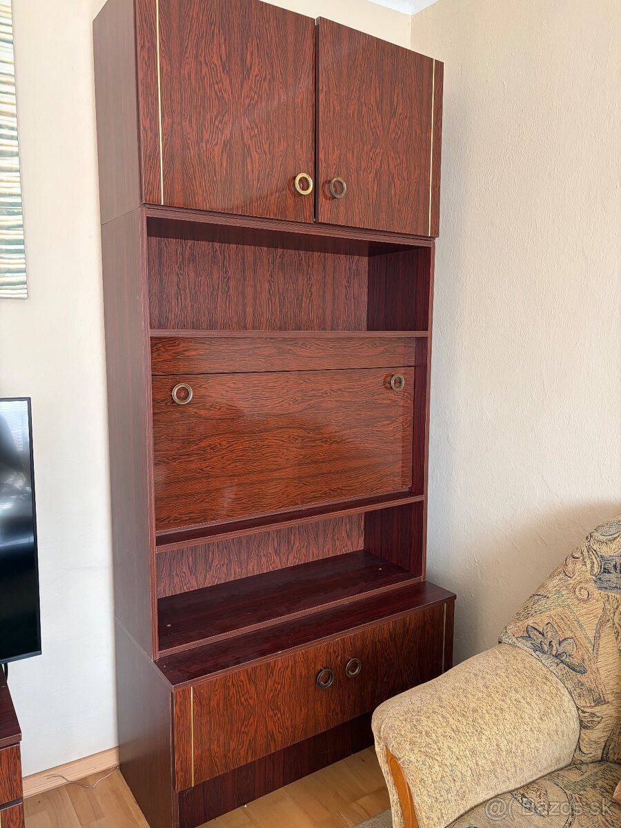 Obývacia stena, Gauc a kuchyna - 8