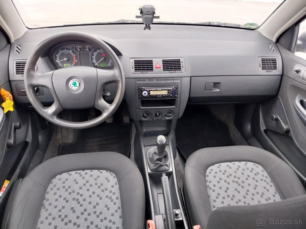 Škoda fábia 1,4 2005 - 8