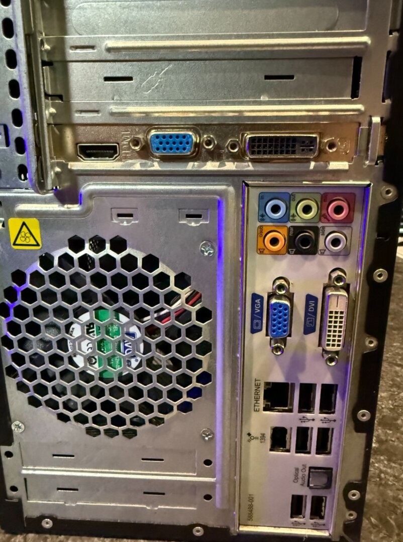 Kancelársky počítač HP Pro i5 / 8GB RAM / SSD+HDD / W10 Pro - 8