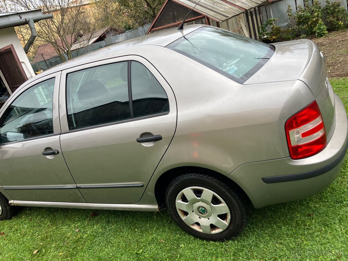 Škoda fabia sedan 1,2htp - 8