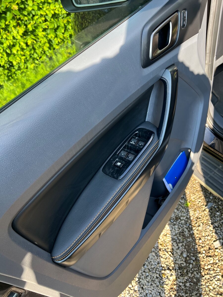 Ford Ranger Wildtrack 3,2/200ps 18900€ - 8