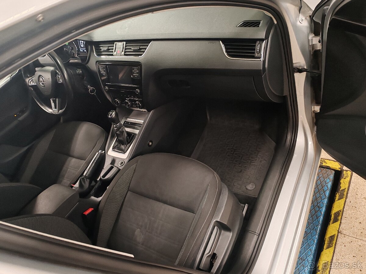 škoda octavia 1,6 tdi 85 kW - 8
