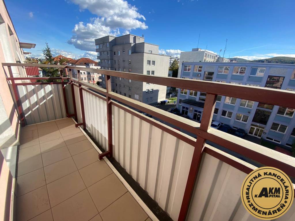 PREDANÝ 2 izbový byt Zvolen - centrum Na predaj - 8