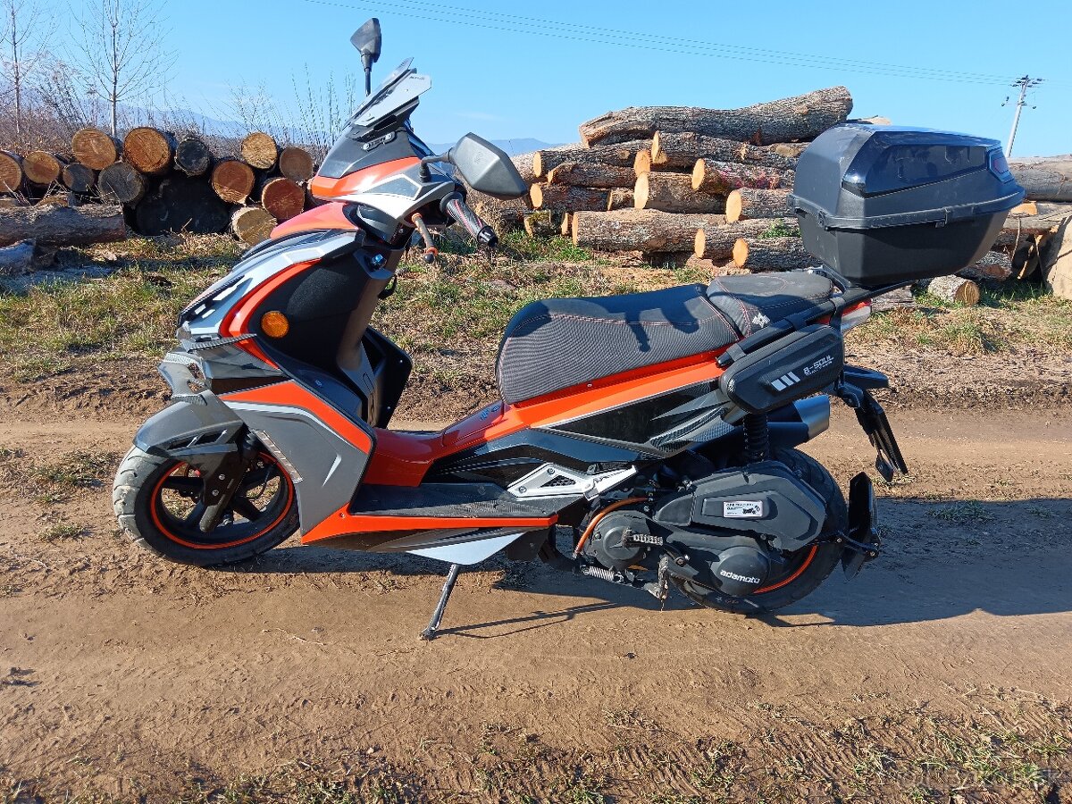 Adamoto fast 125 - 8