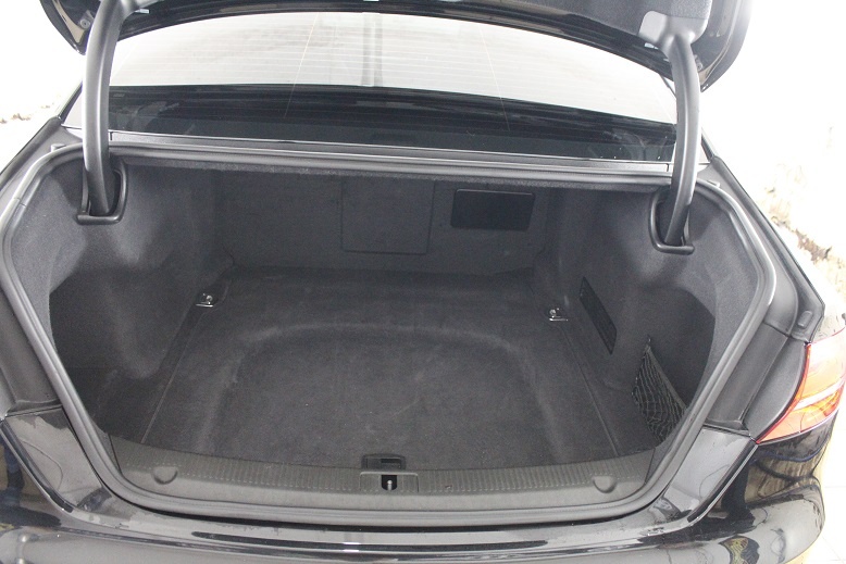 Audi A8 3.0 TDI V6 Exclusive Quattro - 8