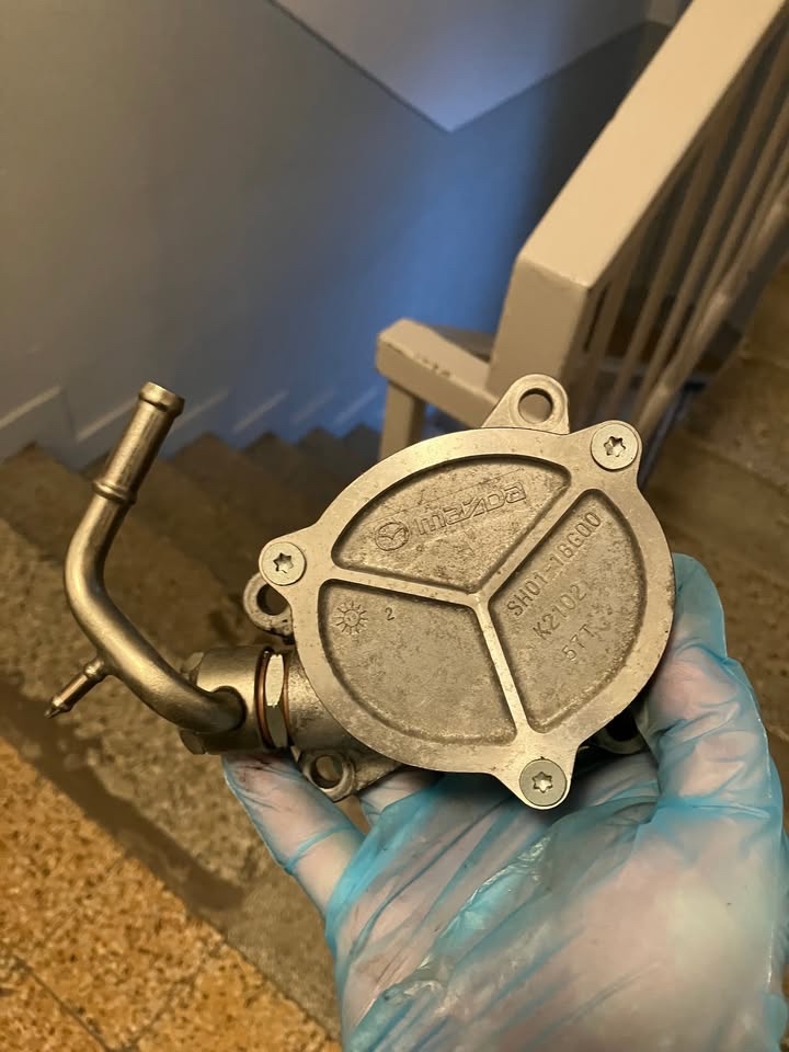 Originálne náhradné diely Mazda 2.2d - 8