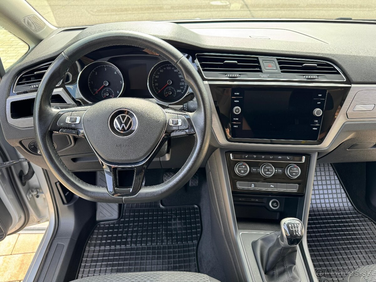 Volkswagen Touran 2.0tdi,rok výroby 2021, SK Pôvod - 8