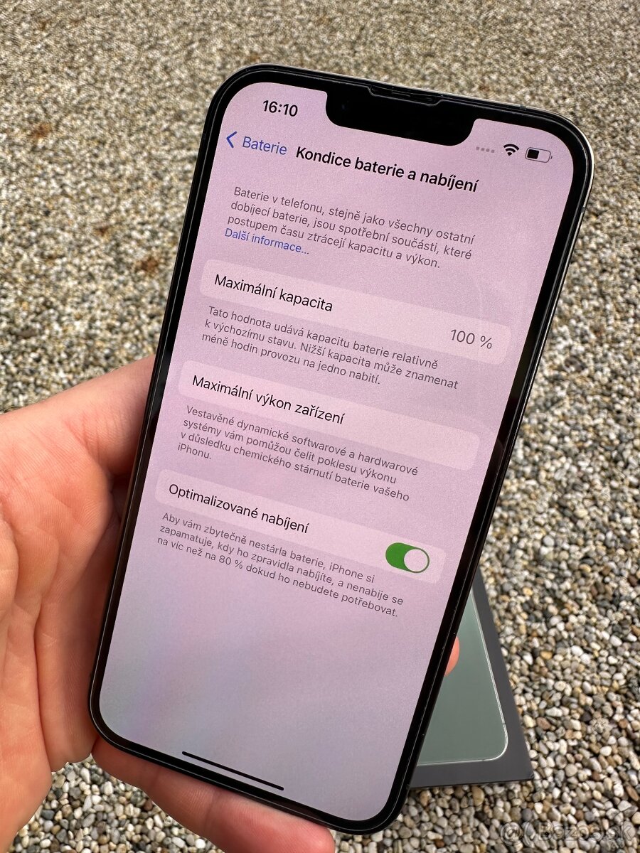 IPhone 13 Pro - baterie 100% - 8