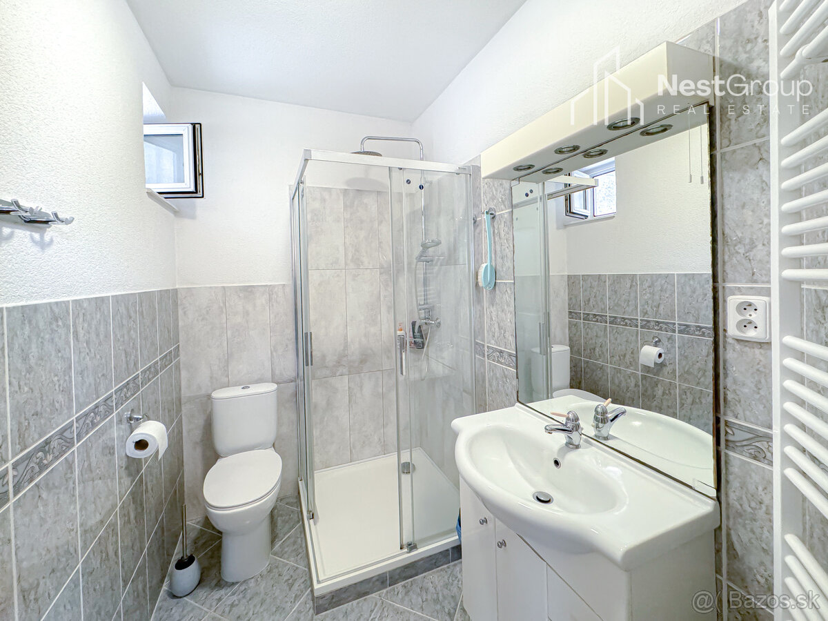 ZNÍŽENÁ CENA 6- IZBOVÝ RD S DVOJGARÁŽOU,VEĽKÝ POZEMOK 1,65ha - 8