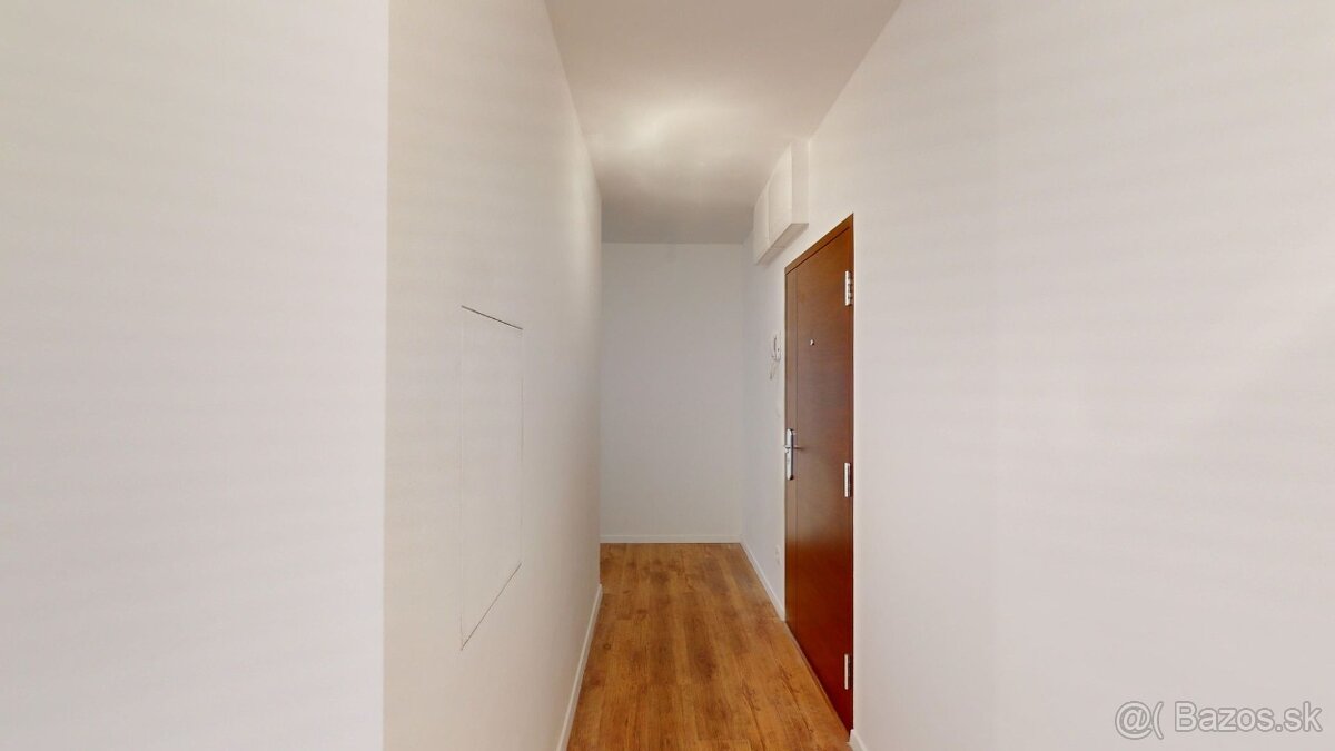 Úžasný 3 izbový byt s balkónom Rumančeková 48 - Ružinov - 8