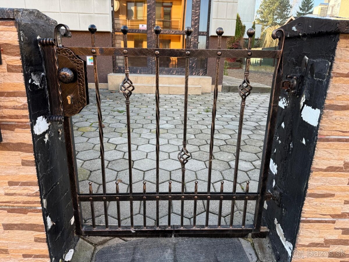 Plot na predaj (cena za m2) - 8