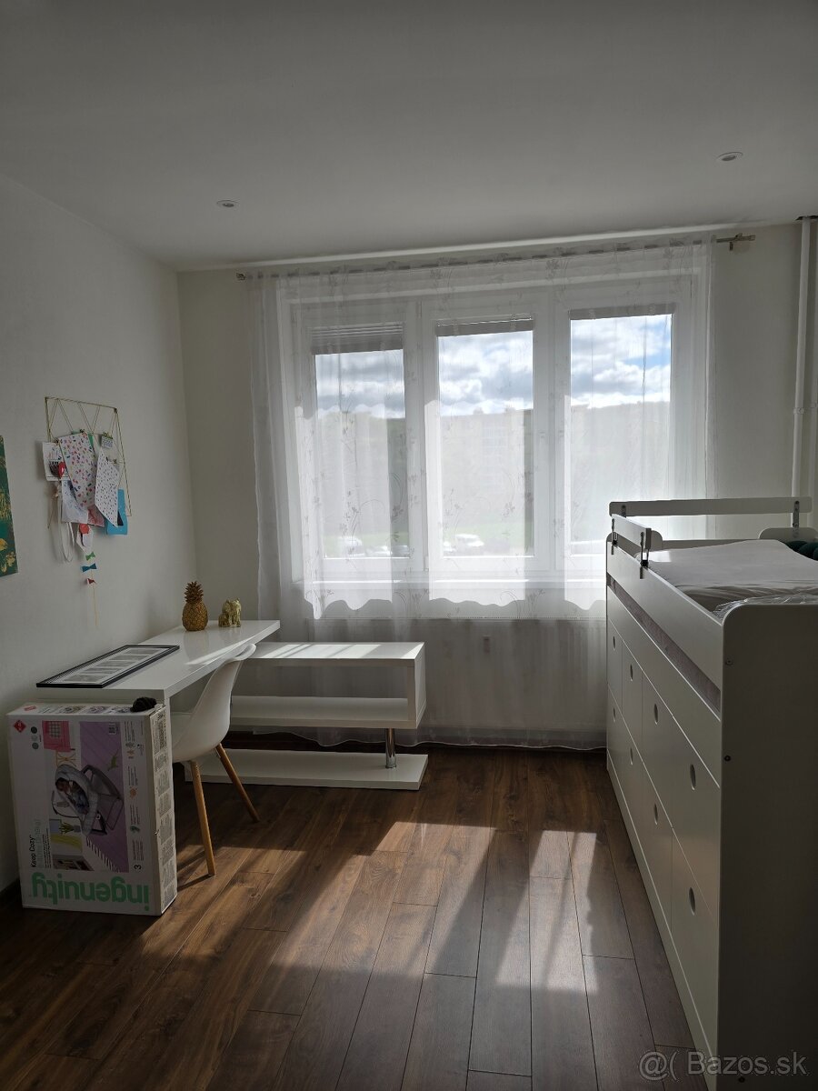 3 izbovy byt na prenajom - 8