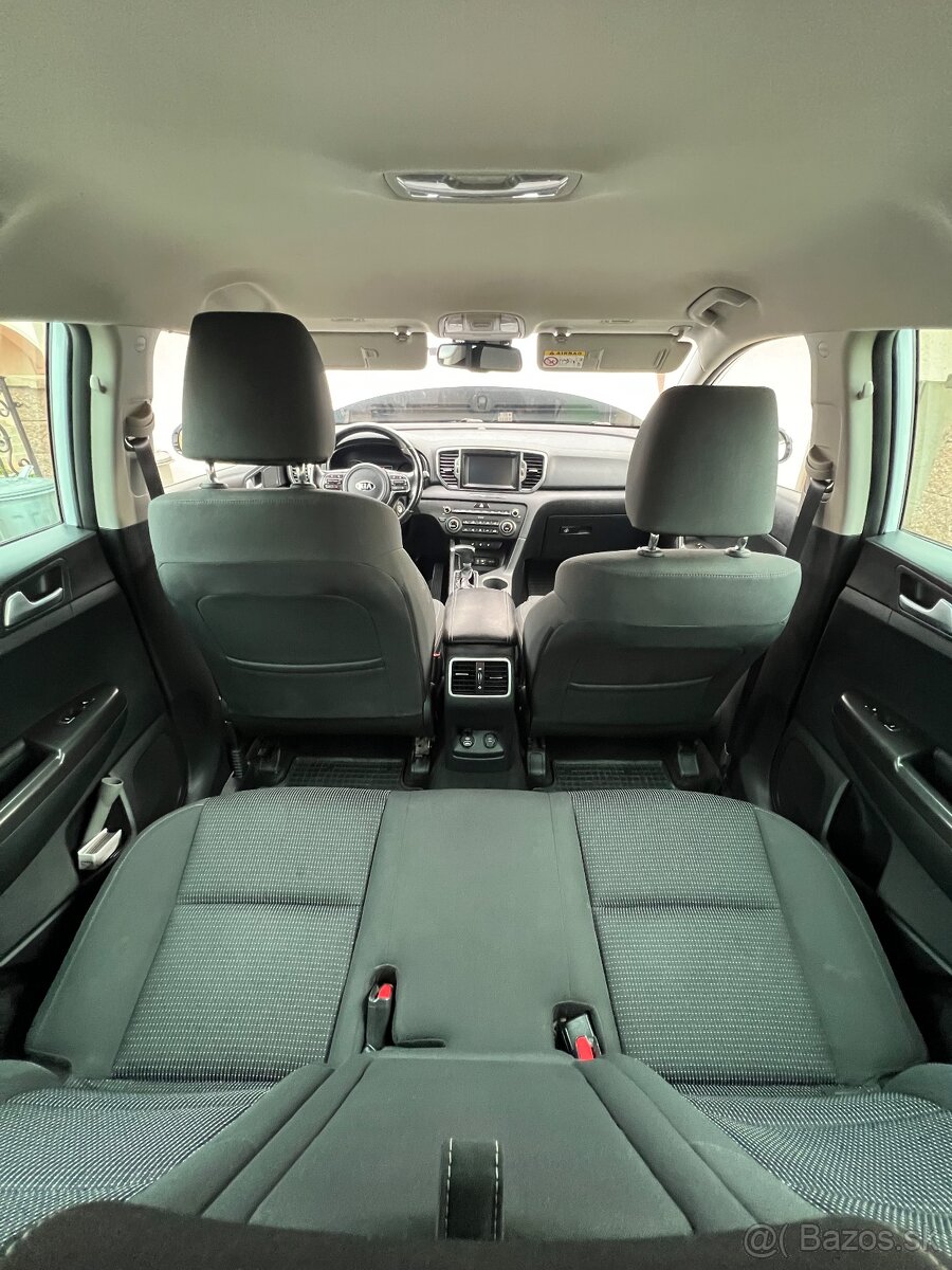 KIA Sportage 2.0 - 8