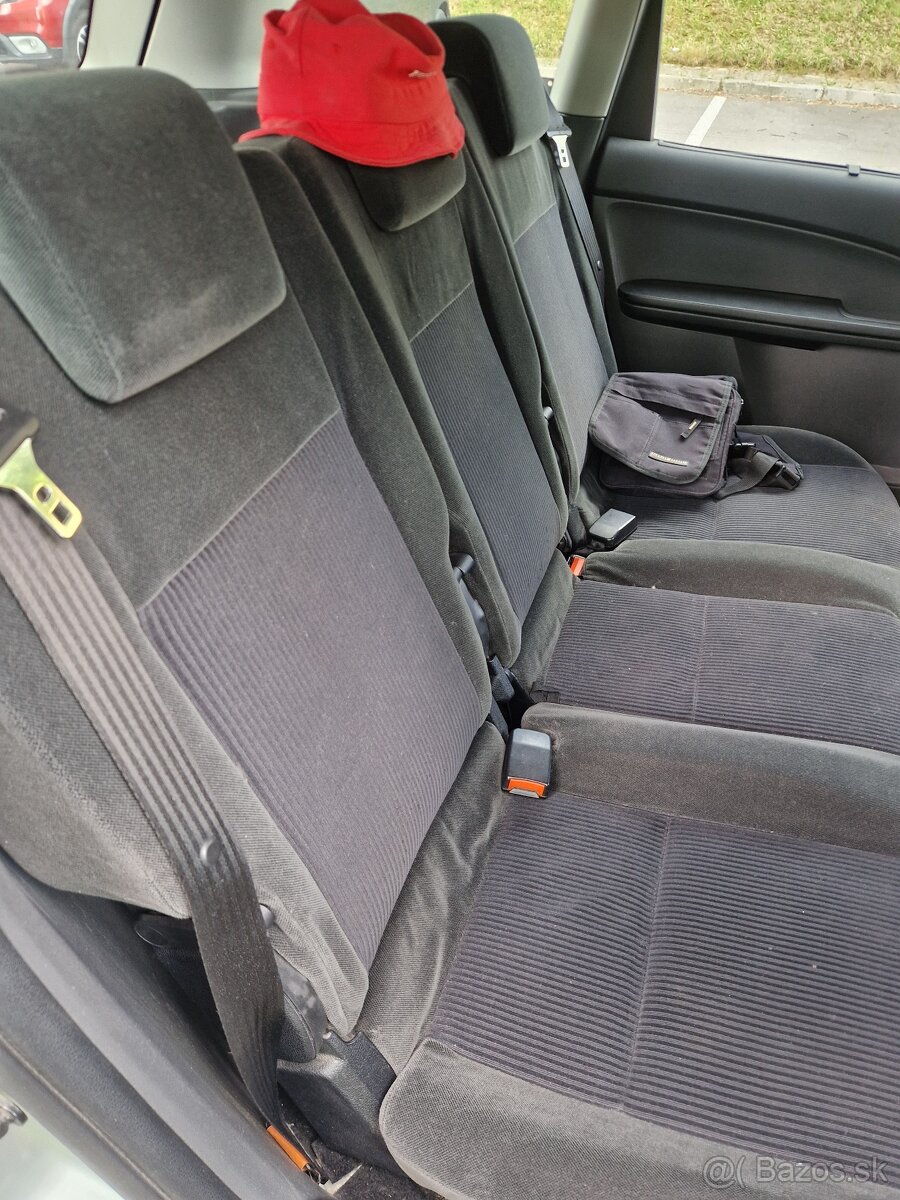 Ford Focus C-Max 1.6TDCi - 8