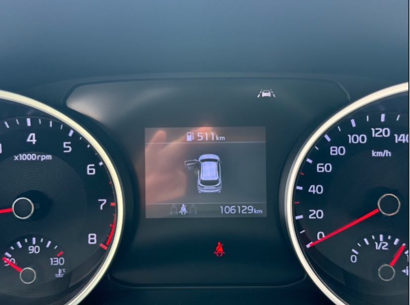 Predám auto značky Kia Cee'd SW - 8