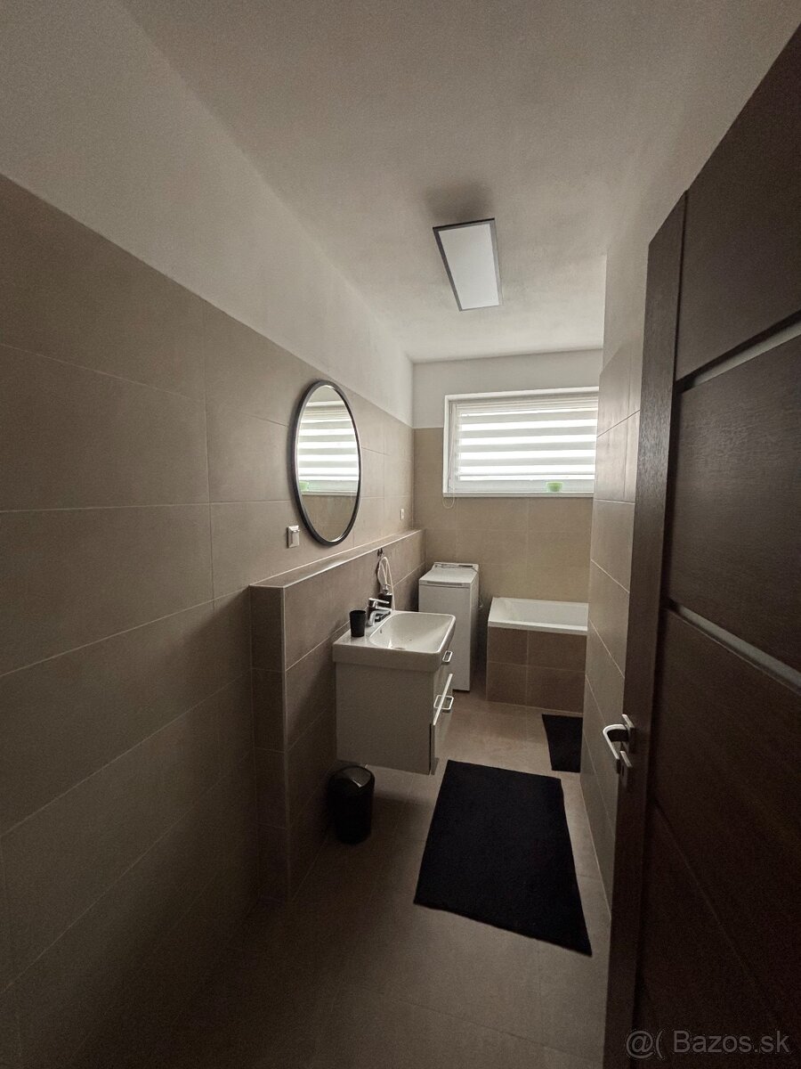 🏡 Moderný klimatizovaný 2-izbový byt - 8