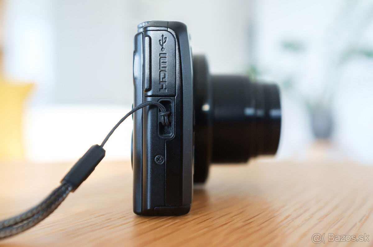 Nikon Coolpix S7000 - 8