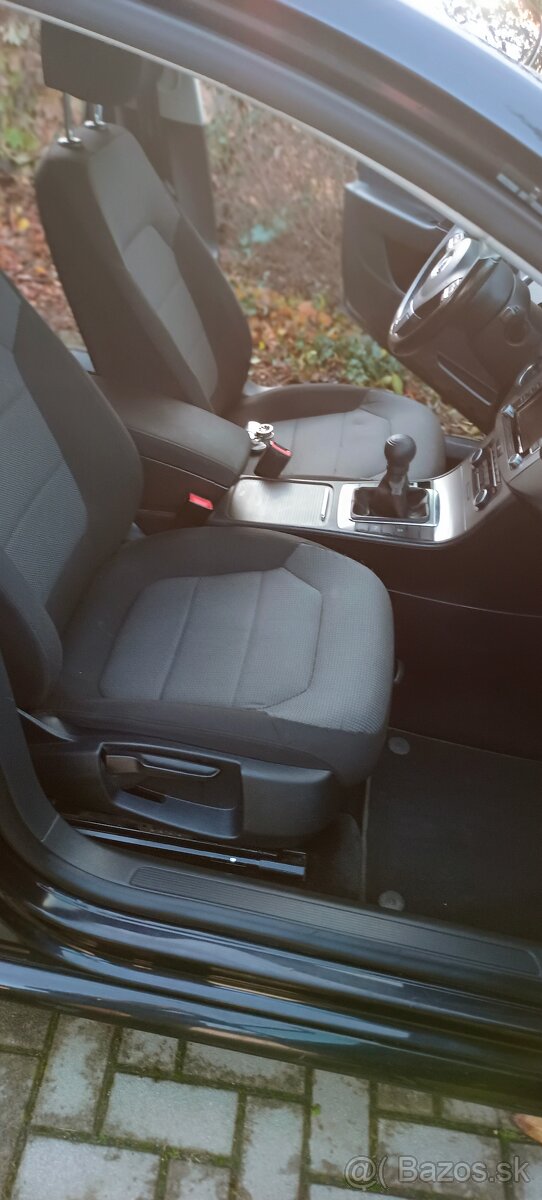 Passat B7 2.0 TDI nová STK - 8