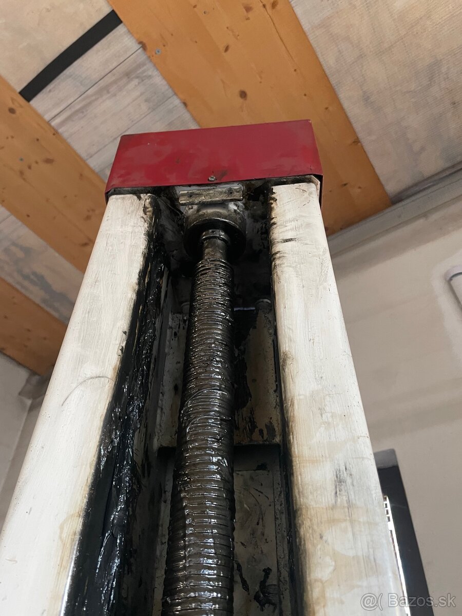 dvojstĺpový zdvihák - 8