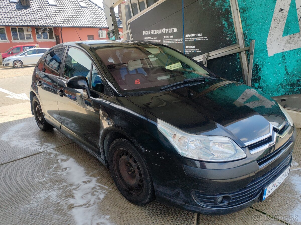 Predám verného citronika C4 – ešte má chuť jazdiť - 8