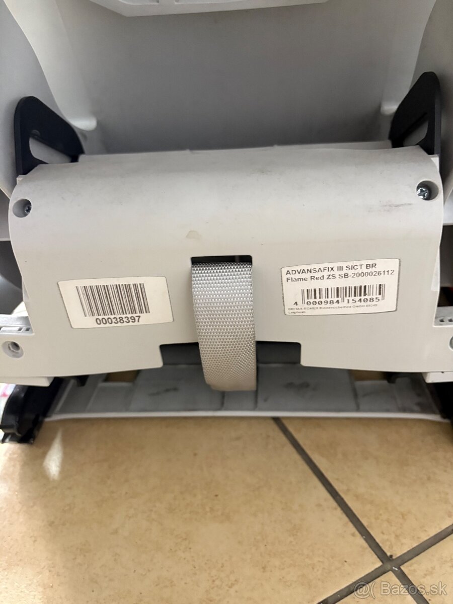 Britax Römer Advansafix III SICT - autosedačka - 8