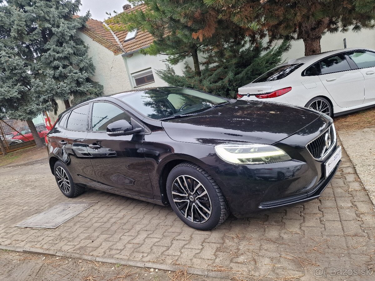 Volvo V40 D2 2.0L 120k Geartronic Momentum (diesel) - 8
